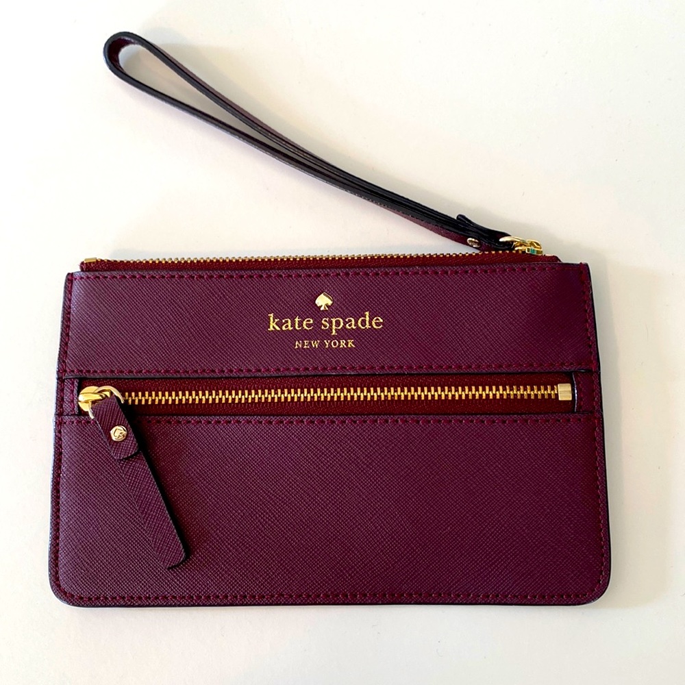 Kate Spade ♠️  Leather Wristlet
